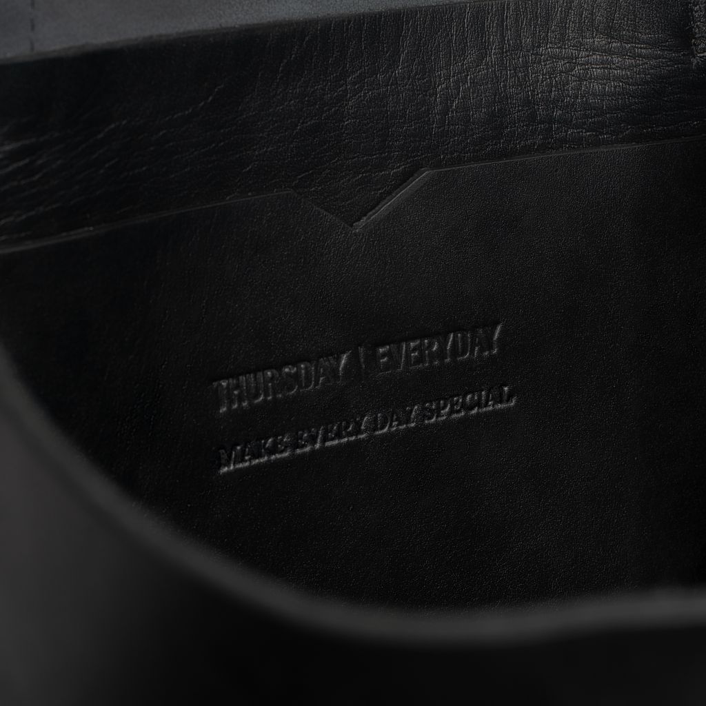 Everyday Tote | Black (M) (Gold)